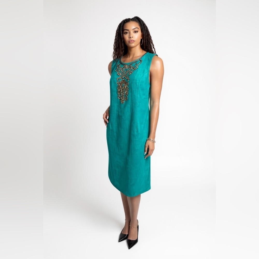 Sleeveless Teal Embellished Shift Dress☑️